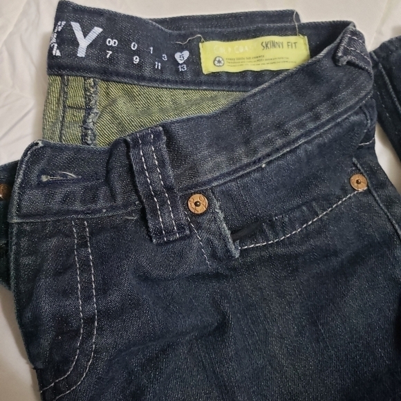 Roxy Dark Wash Denim Jeans - Picture 3 of 4